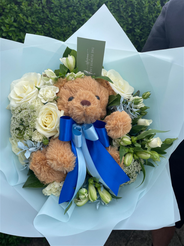 Blue bear bouquet